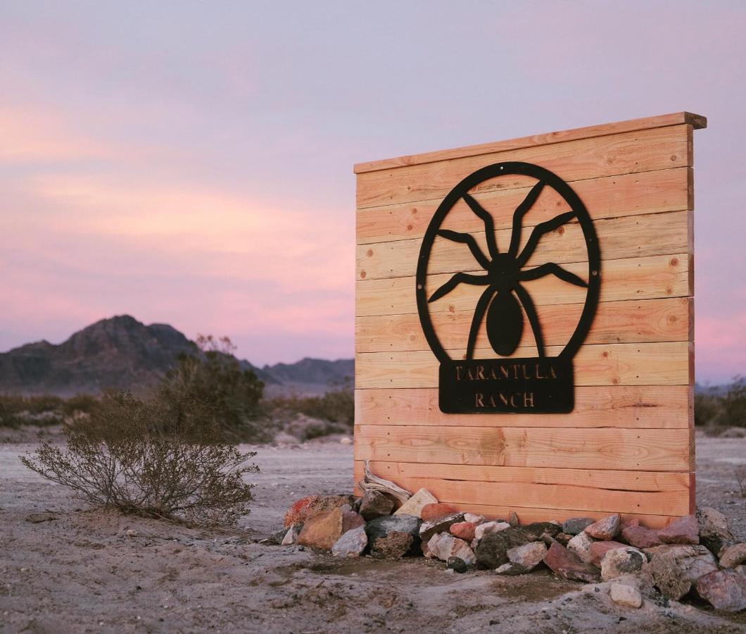 Tarantula Ranch Campground & Vineyard Near Death Valley National Park Амаргоса Вали Екстериор снимка